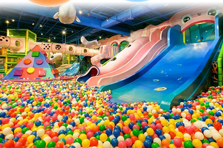 What Fun Games Can Be Played In The Ocean Ball Pool?